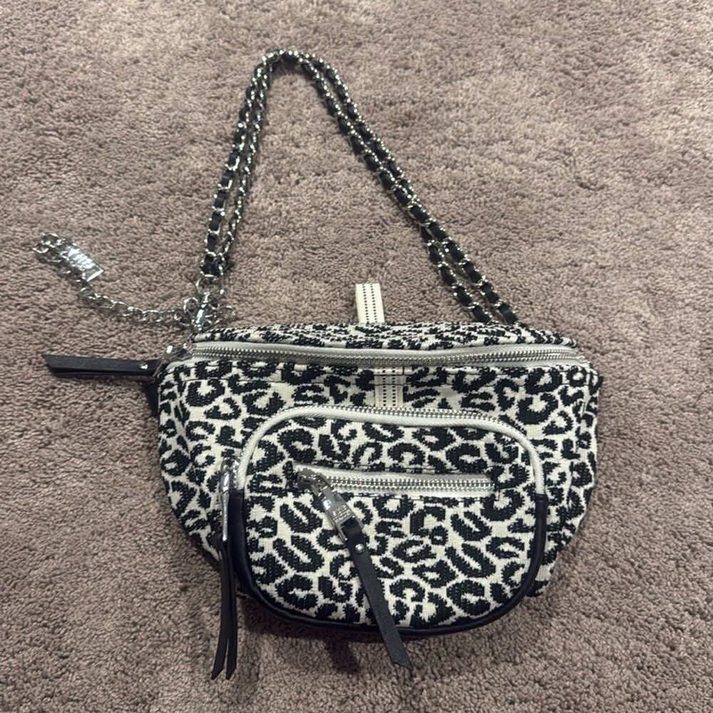 Steve Madden BMaxima leopard convertible belt bag/crossbody!
